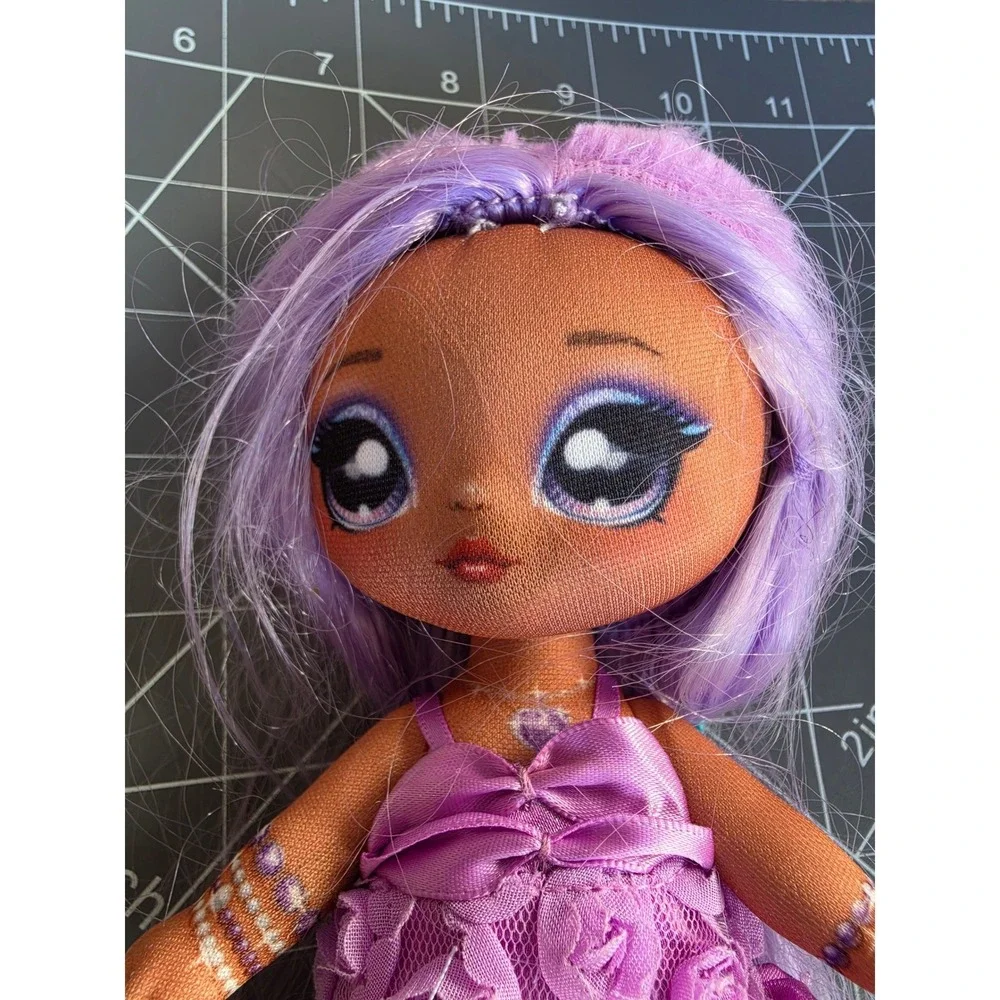 MGA Na Na Na Surprise Soft Fabric Fashion Doll Purple Hair Rose Dress 7.5 inch